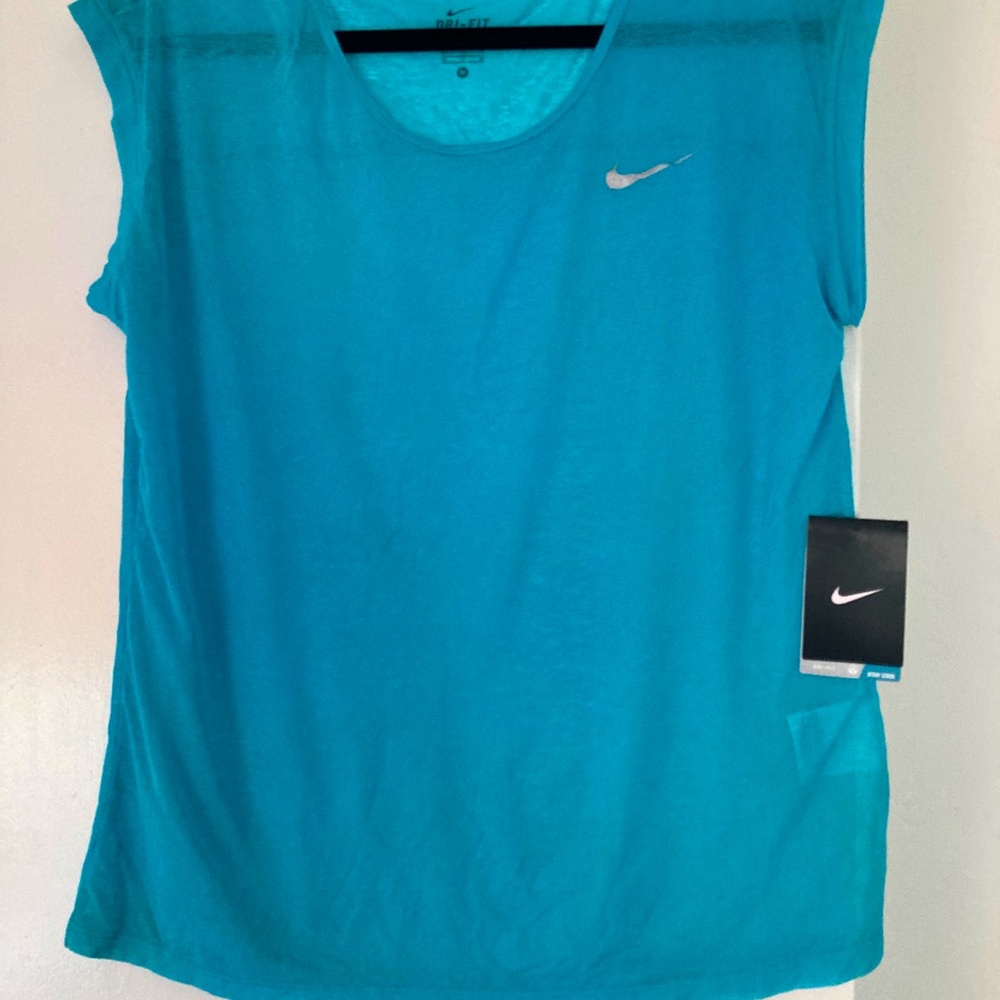 Nike Dri-fit lightweight tshirt